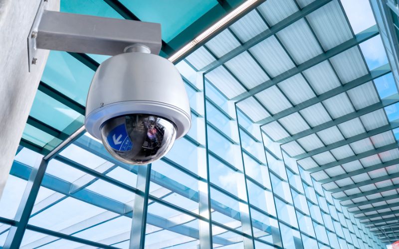 cctv at office Entrances