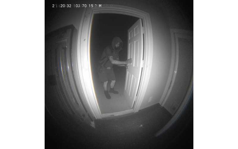 Breakin caught in cctv